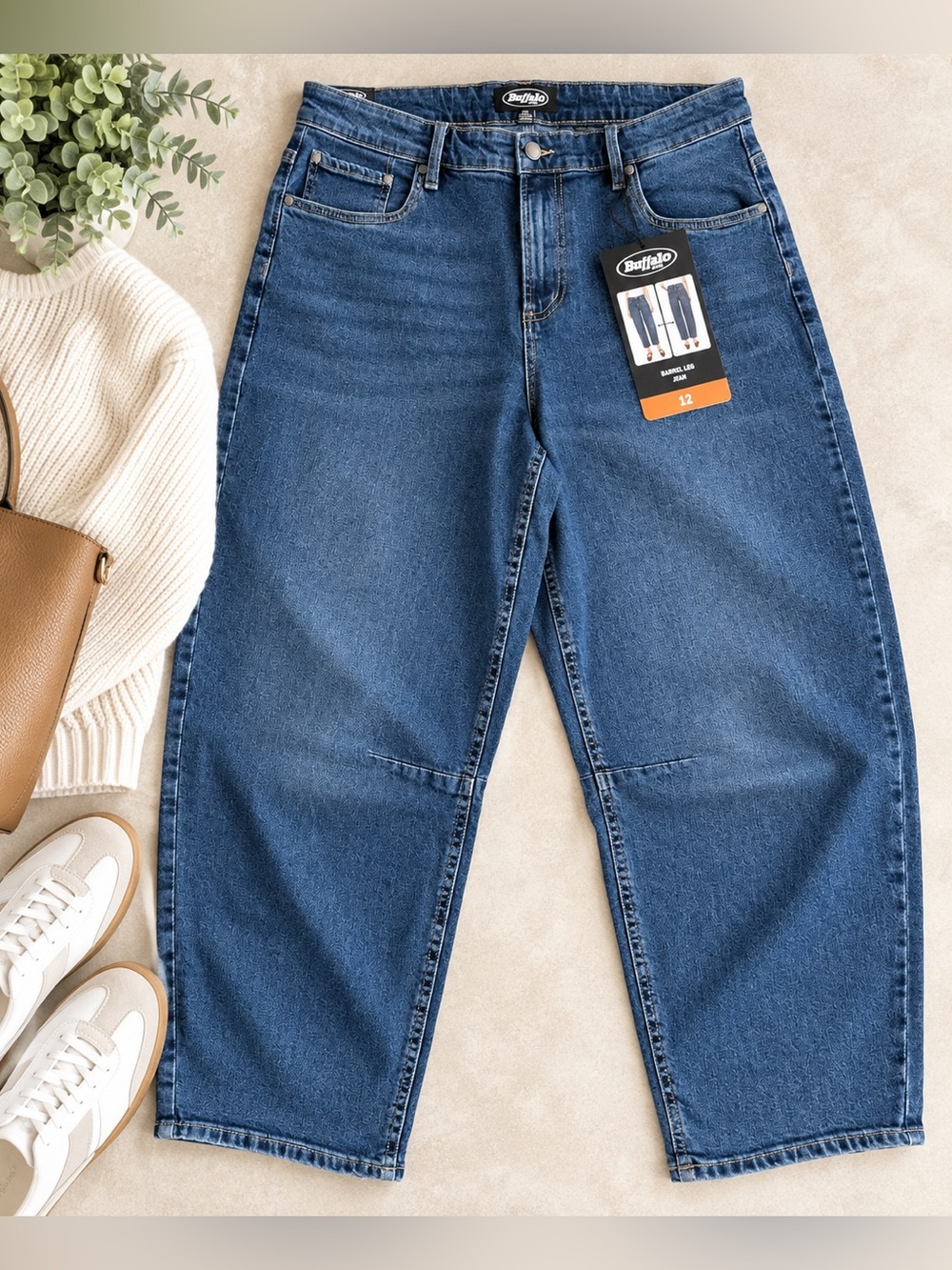 Buffalo Jeans Women’s 12 Barrel Leg High Rise Cropped Jeans Medium Wash NWT